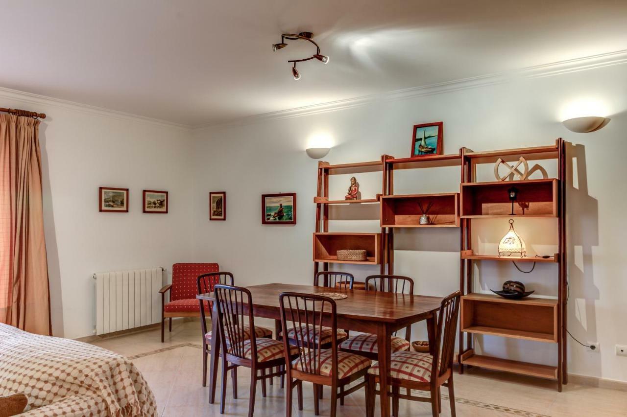 דירות אריסרייה Casa Melo מראה חיצוני תמונה