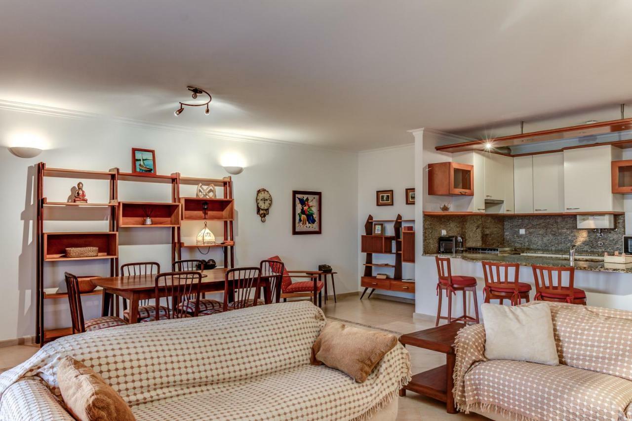 דירות אריסרייה Casa Melo מראה חיצוני תמונה
