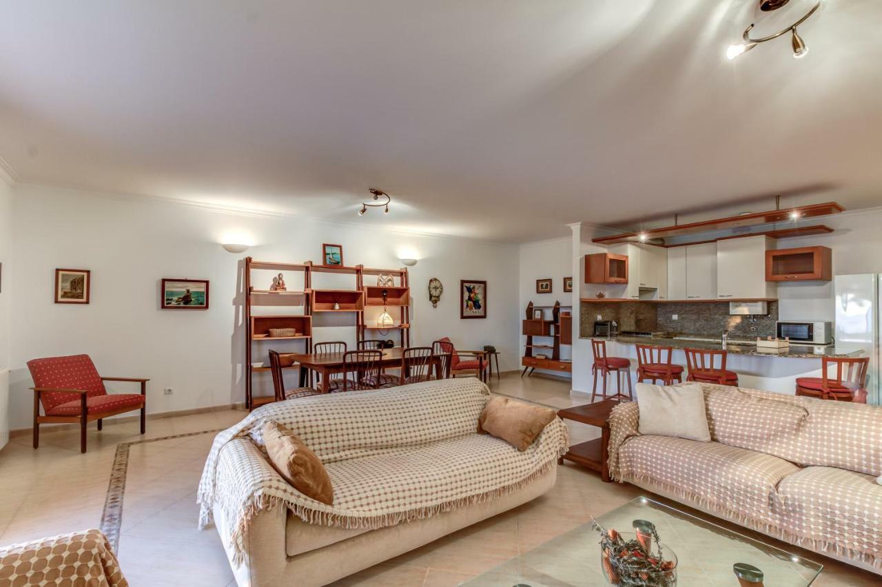 דירות אריסרייה Casa Melo מראה חיצוני תמונה